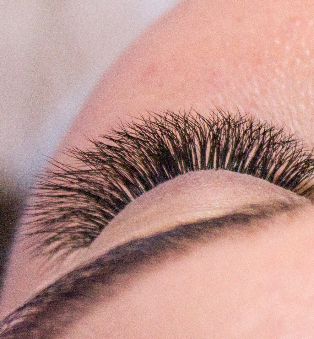 Russian Volume Lashes extensions view form above