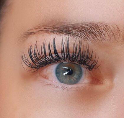 When to remove eyelash extensions