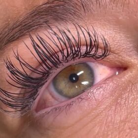 mature clients extension lashes